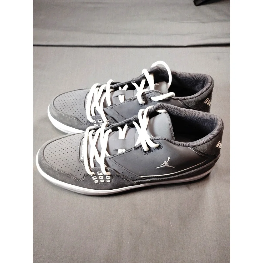 EUC-RARE Jordan Flight‎ 23 Classic 2012 Shoe Men 8.5 Gray Sneakers 510892-006